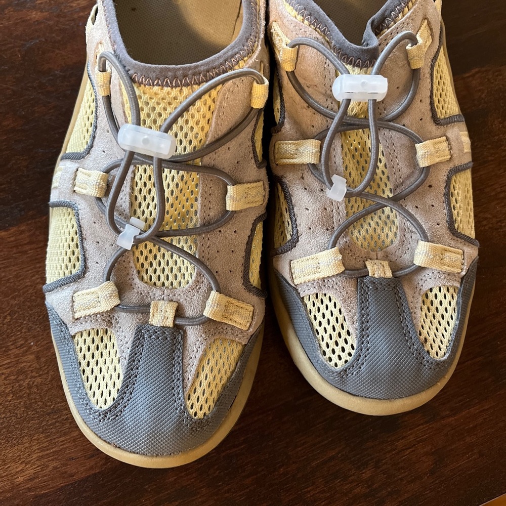 LANDS END NATURE TEX 70 SHOES Size 10